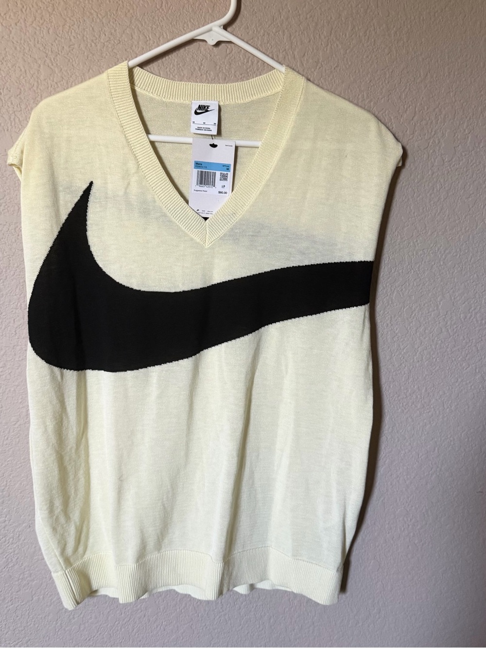 NIKE Mens Medium Sleeveless Knit Top Vest Large Swoosh Logo Coconut Milk Black